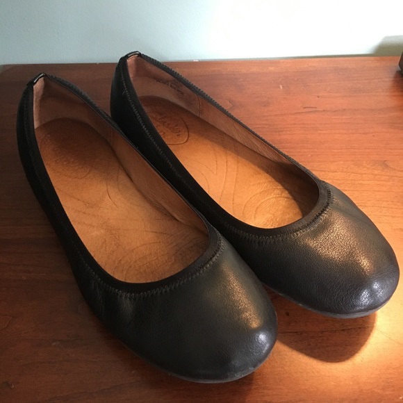 clarks indigo ballet flats